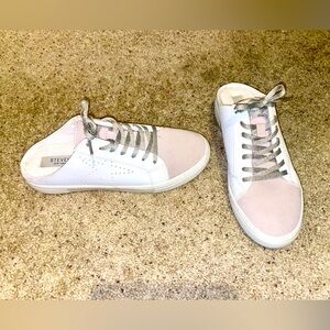 STEVE MADDEN Slip on Mule Sneakers